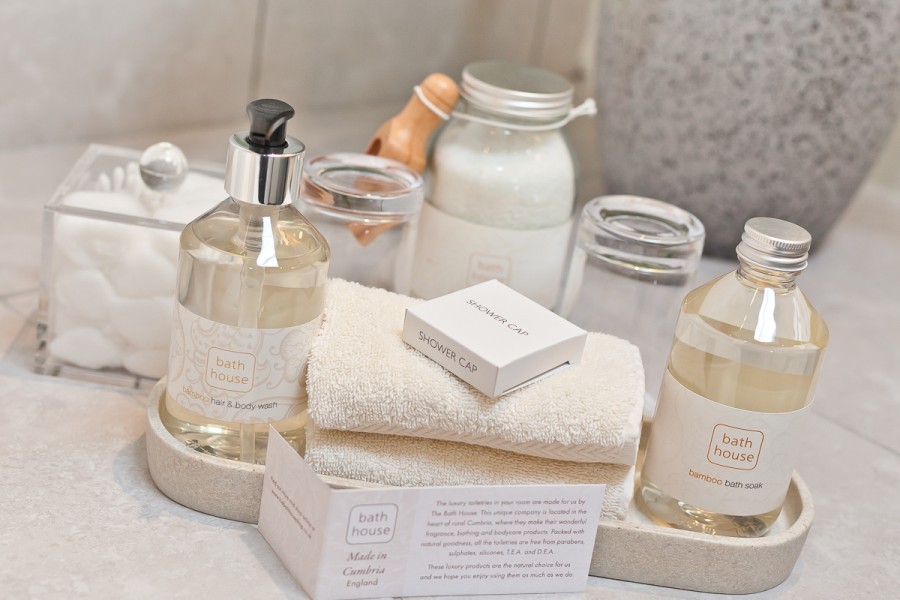 Loughrigg bath products